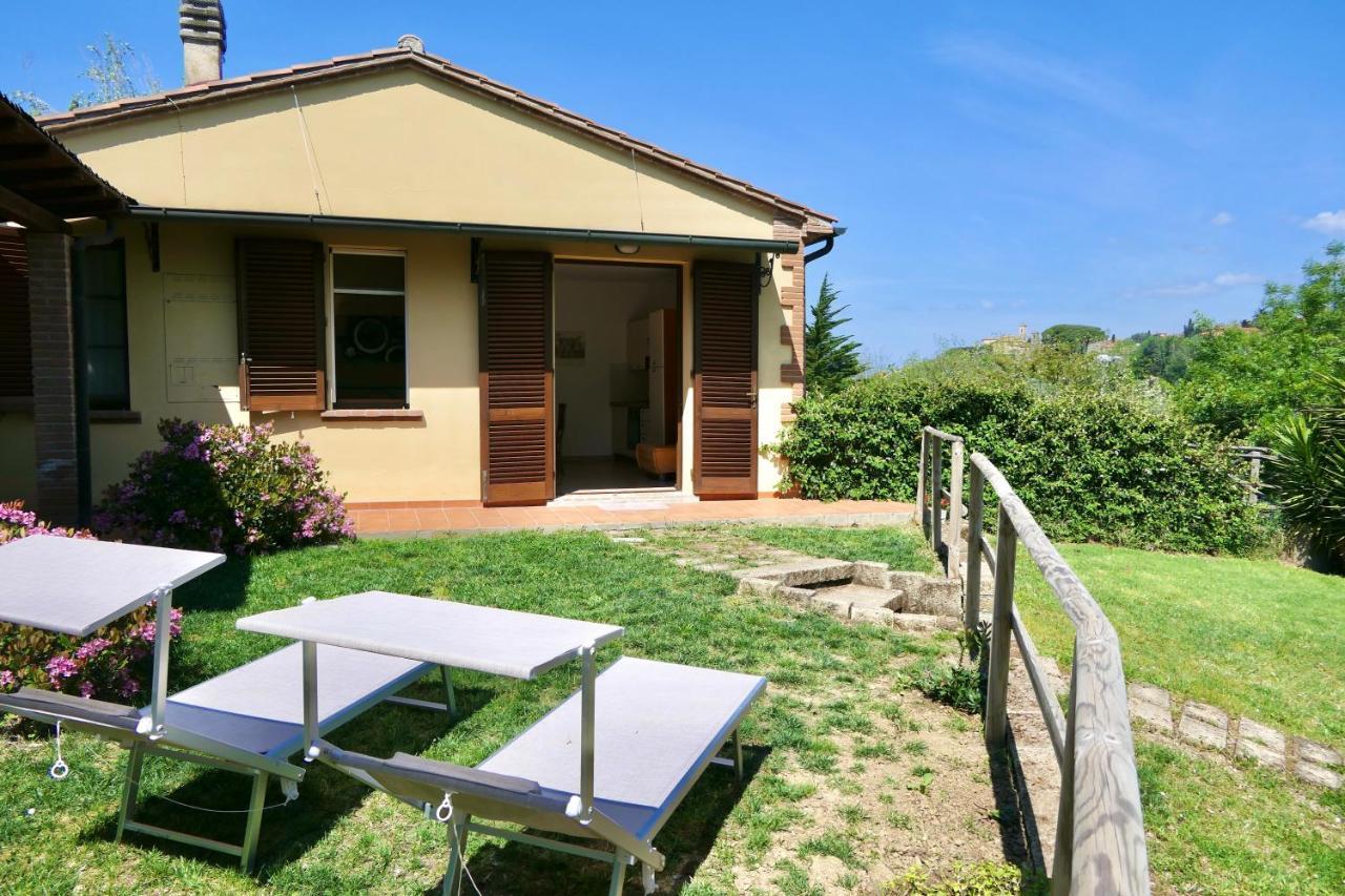 Chalet Elena In Montescudaio, Ground Floor With Fenced Garden Extérieur photo