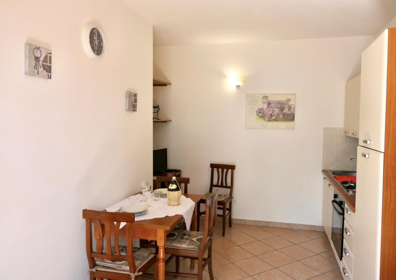 Chalet Elena In Montescudaio, Ground Floor With Fenced Garden Extérieur photo