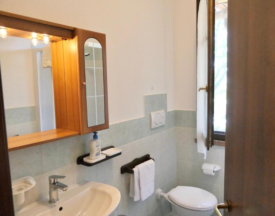 Chalet Elena In Montescudaio, Ground Floor With Fenced Garden Extérieur photo