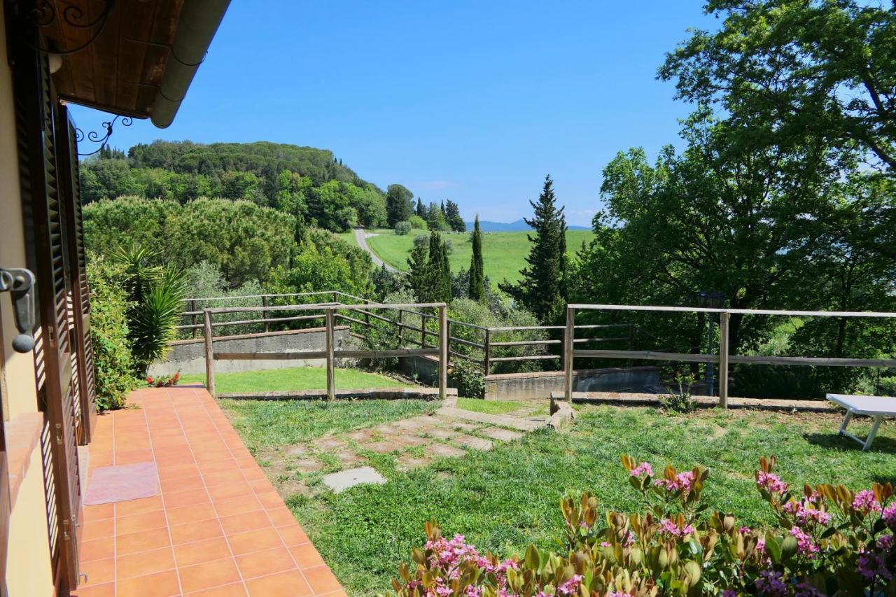 Chalet Elena In Montescudaio, Ground Floor With Fenced Garden Extérieur photo