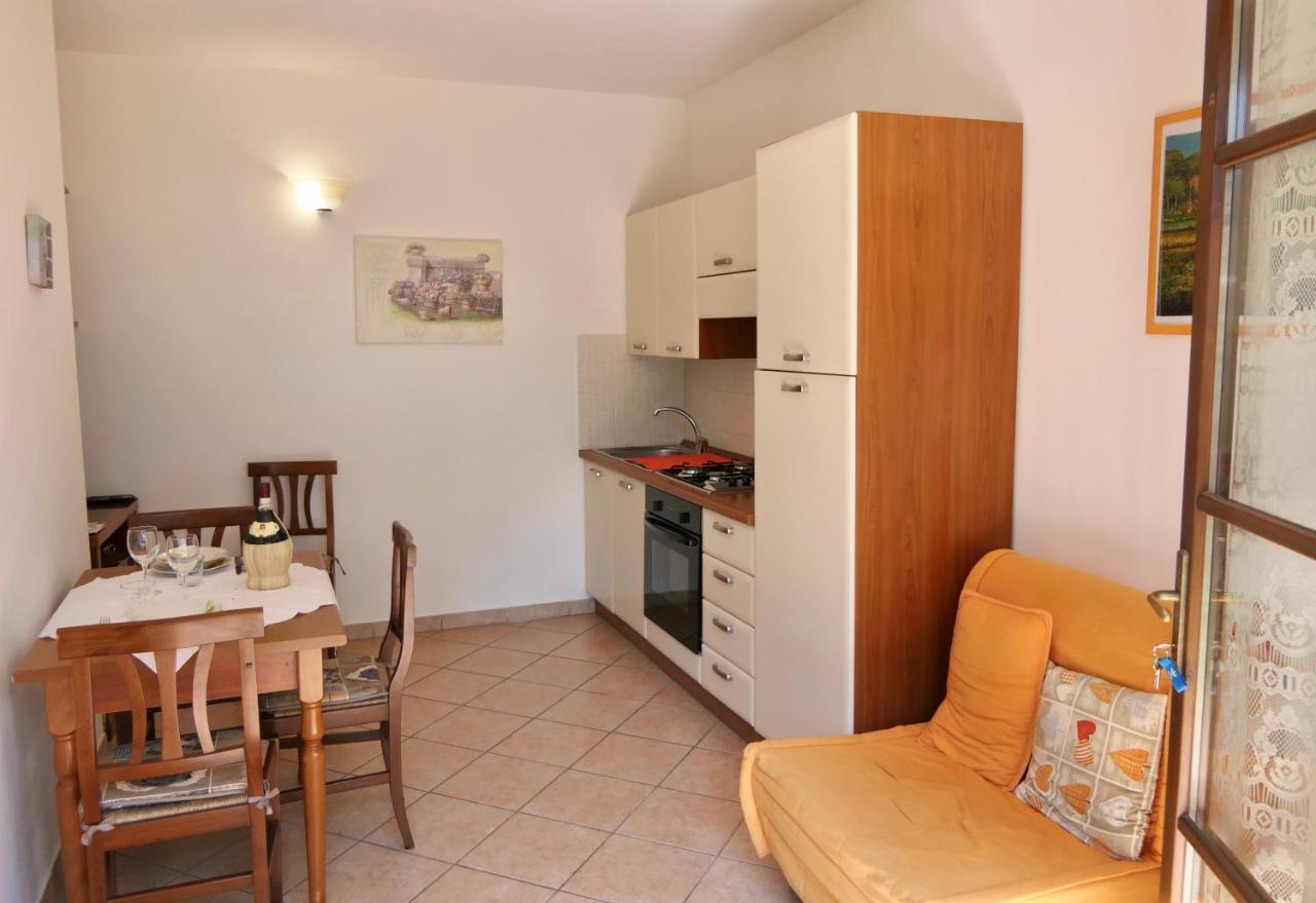 Chalet Elena In Montescudaio, Ground Floor With Fenced Garden Extérieur photo